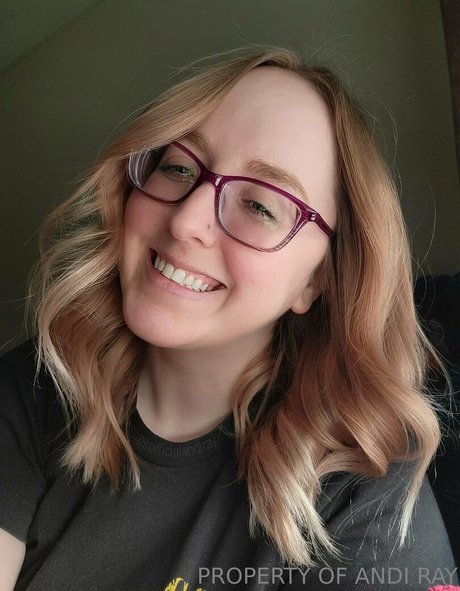 ray4fr33 Oben ohne OnlyFans