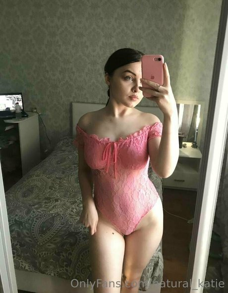 natural katie OnlyFans Striptease