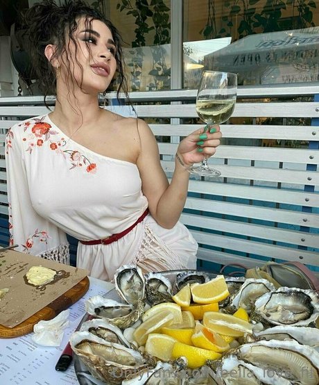 bella love fit OnlyFans explizite Inhalte