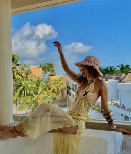 lauragetshigh OnlyFans Leaks Nacktbilder