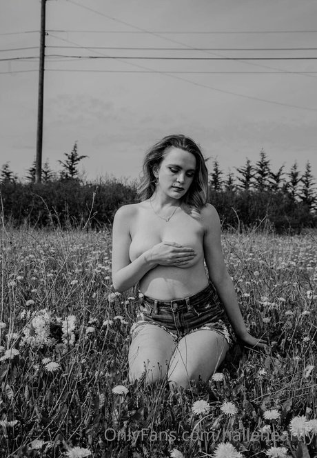 halleheartly OnlyFans Leaks Pornografie