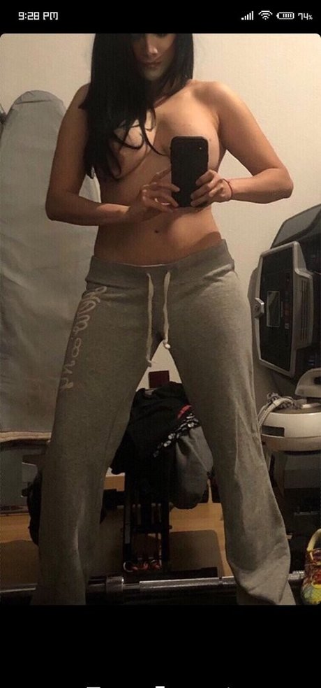 Cari 88 OnlyFans-Bilder geleakt