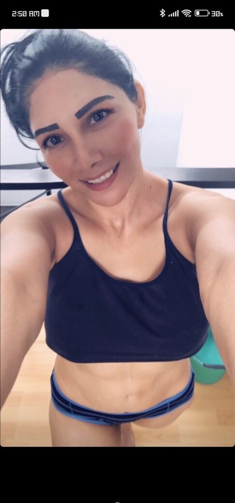 Cari 88 Nacktbilder von OnlyFans geleakt