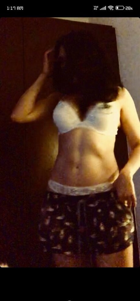 Cari 88 OnlyFans-Inhalte