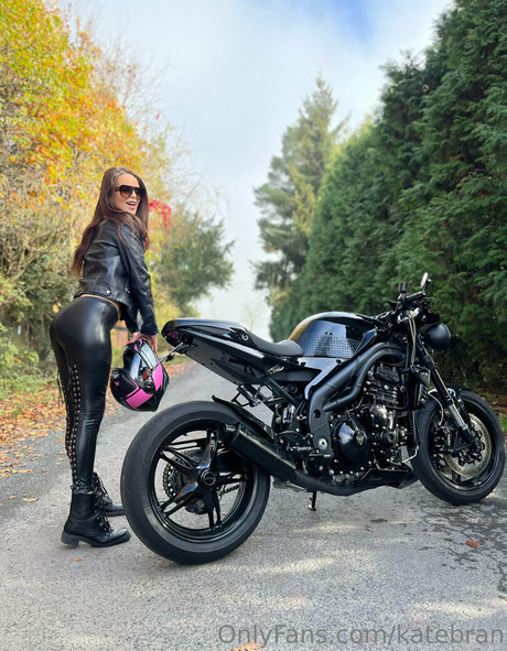 kleiner penis nur fans Kunstporno Professionell