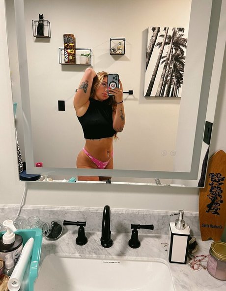 Reannon Hill OnlyFans Nacktbilder geleakt