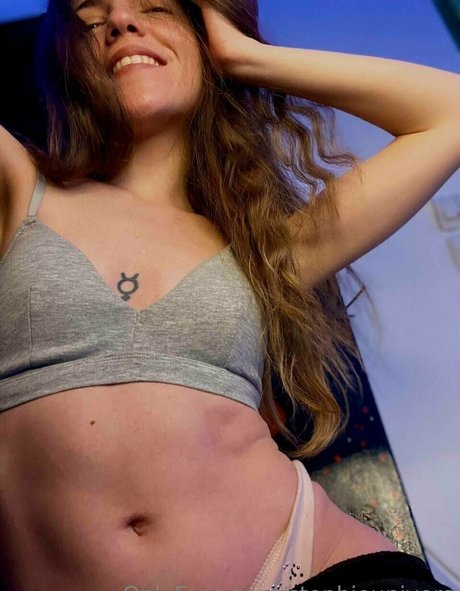 stephieunivers OnlyFans Lesbisch