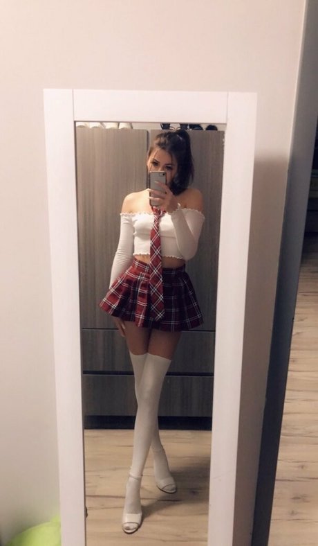 Vera Velvet OnlyFans