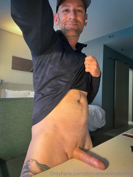 Threatlevelmiddnite OnlyFans-Model