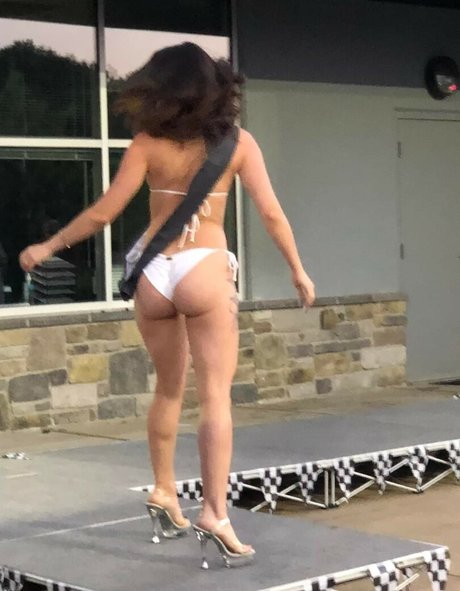 thatdarn foxx OnlyFans Model Bilder