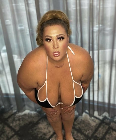 veronicajasmine Oben ohne OnlyFans