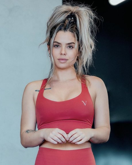 Laurie Doucet Lauriedou7 Nackt auf OnlyFans Leak