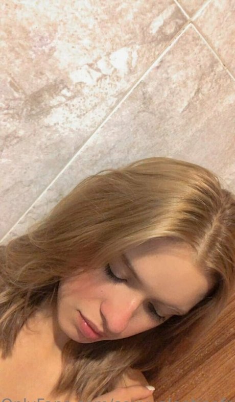 sexyvalentinafree Porn OnlyFans Leaks