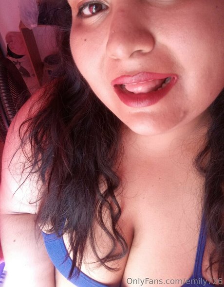 emily726 OnlyFans Leak