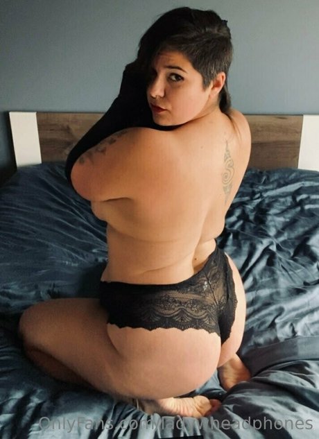 ladywheadphones OnlyFans geleakt.