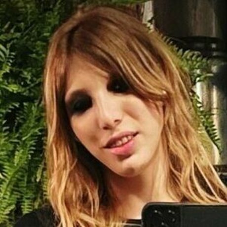 noctiflora OnlyFans nackte Brüste