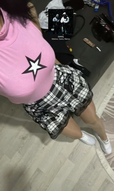 senamia11 OnlyFans Nacktbilder geleakt