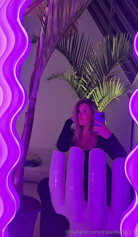 miameetsworld OnlyFans X