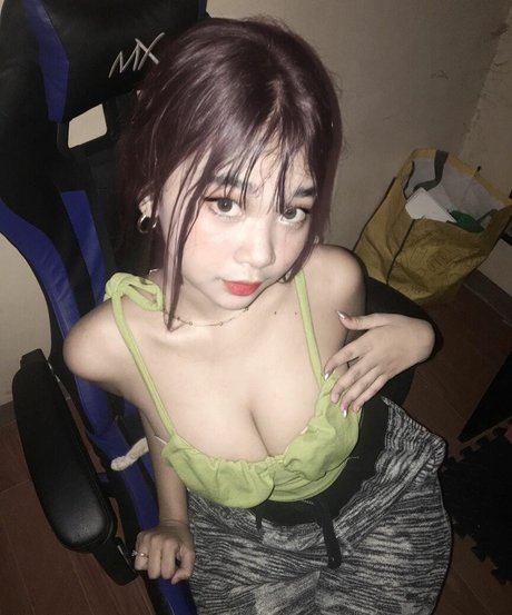 Seirrasz OnlyFans Inhalte