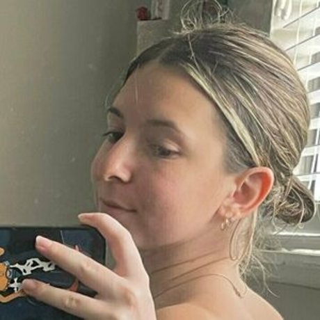 Lindsay Ruggiero OnlyFans-Leaks