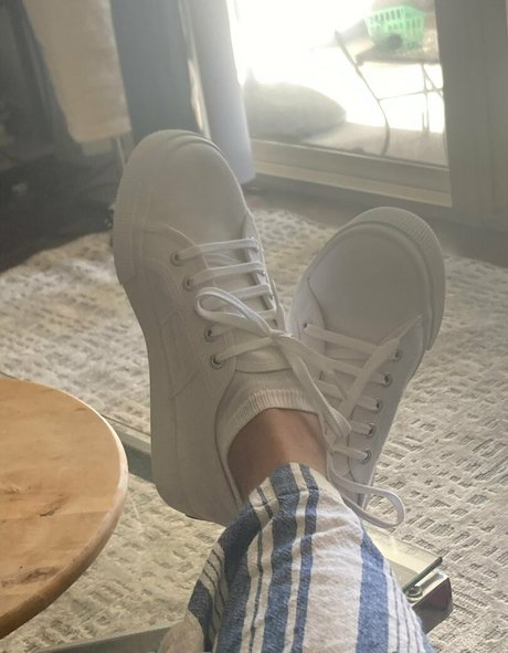 angelfootcakes OnlyFans-Leak