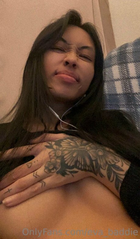 eva baddie Nacktbilder geleakt OnlyFans