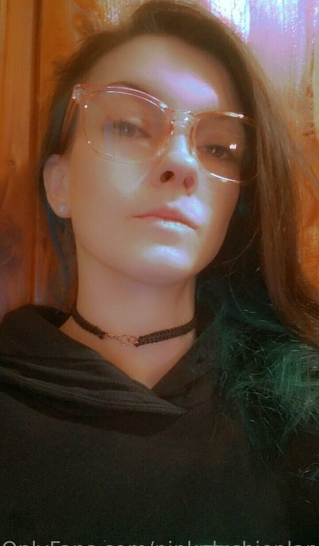 pinkplushieplants Nacktpornos auf OnlyFans