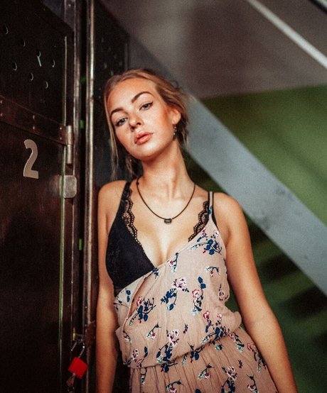 hedwigtr Heiße OnlyFans Inhalte