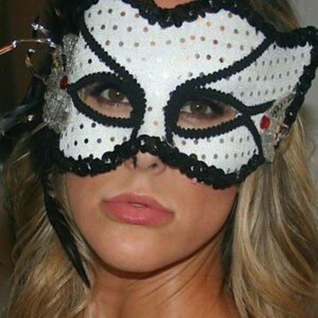 brandilovefreee OnlyFans Strip