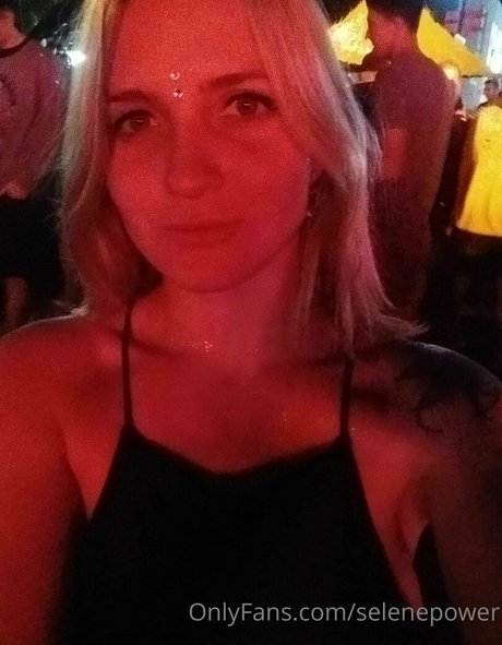 selenepower OnlyFans Leak