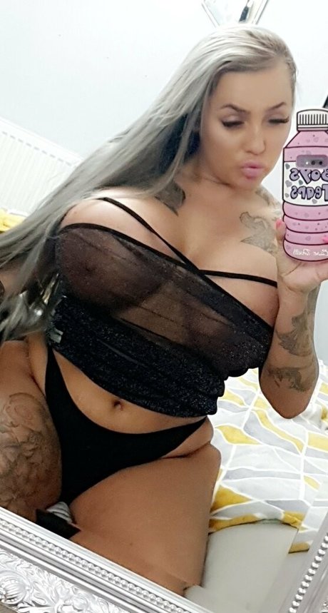 bigbustyblondeuk OnlyFans Leaj