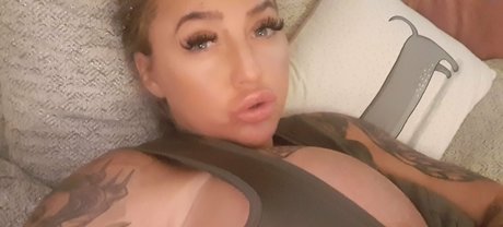 bigbustyblondeuk OnlyFans Leak
