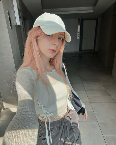 Satissecret Nacktbilder von OnlyFans