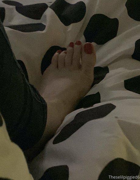 theselilpiggie6 Only ...