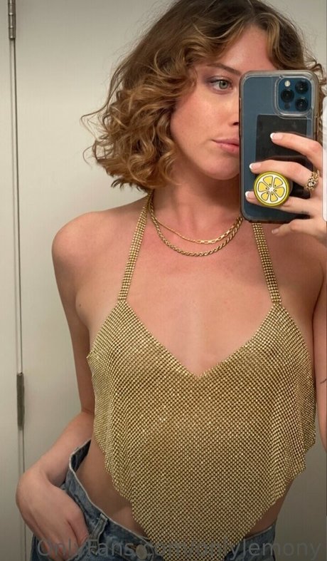 OnlyLemony Strip OnlyFans