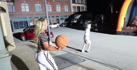 Meghan McCarthy OnlyFans-Model