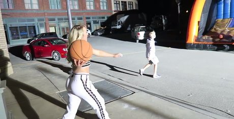 Meghan McCarthy OnlyFans