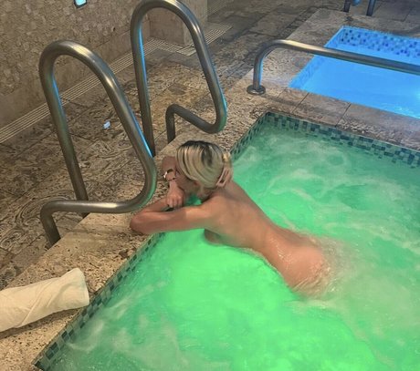 Sabrina Fuentes Leaks von OnlyFans