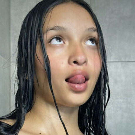 imasofiva Leak von OnlyFans-Inhalten