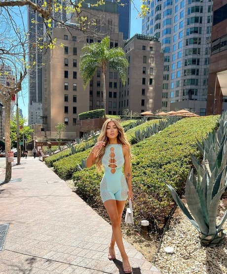 Milana Adamian Nacktbilder OnlyFans