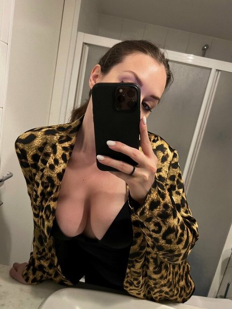 Funtikingym Nacktbilder von OnlyFans