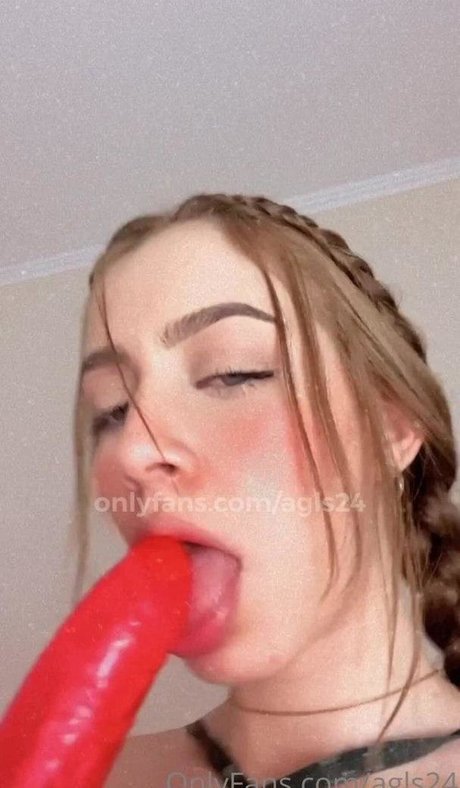 Princesa ariiii OnlyFans Archiv