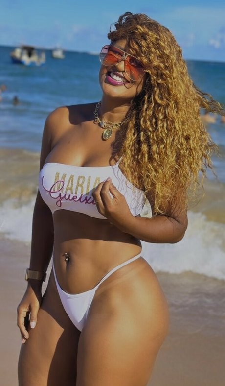 lucimaria sauchelli OnlyFans-Bilder