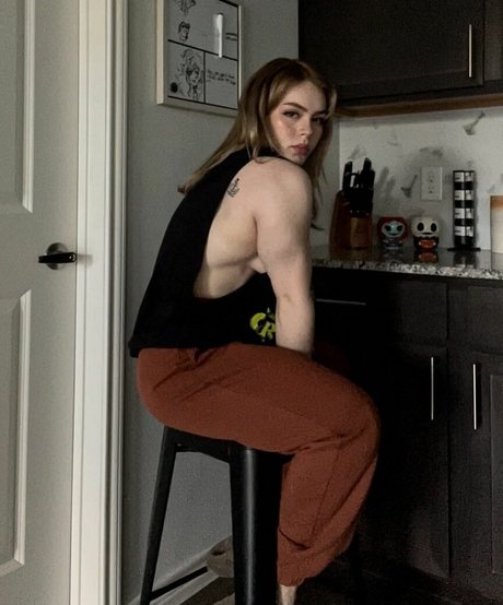 Ayshia Schisel Model OnlyFans Foto