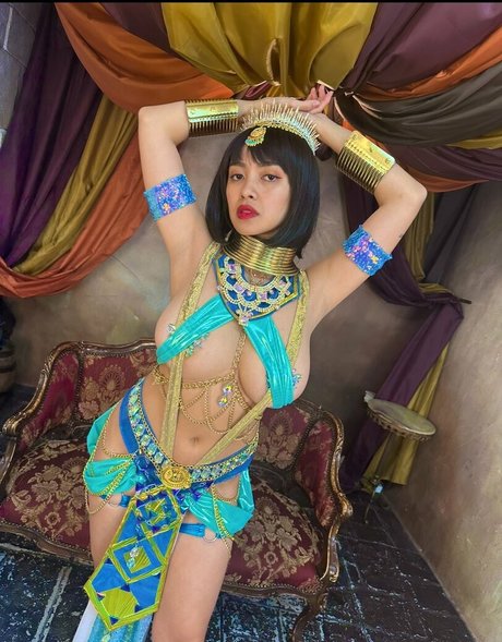 Ami Arimoto Nacktbilder auf OnlyFans