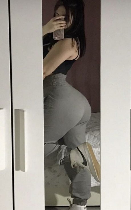 Nehir Sar Nacktbilder von OnlyFans