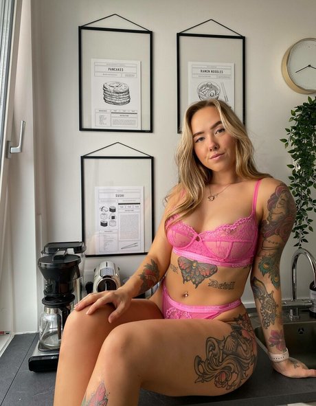 Sabrina Hogh OnlyFans geleakte Brüste