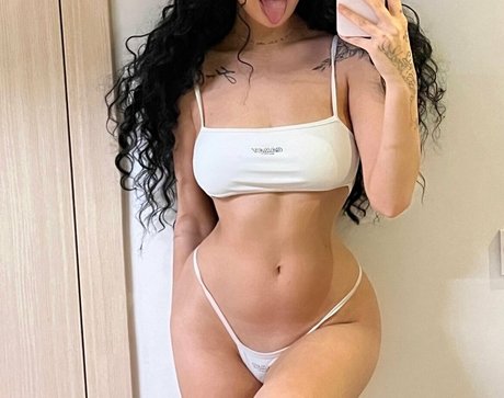 Sofigonewild OnlyFans Inhaltstyp