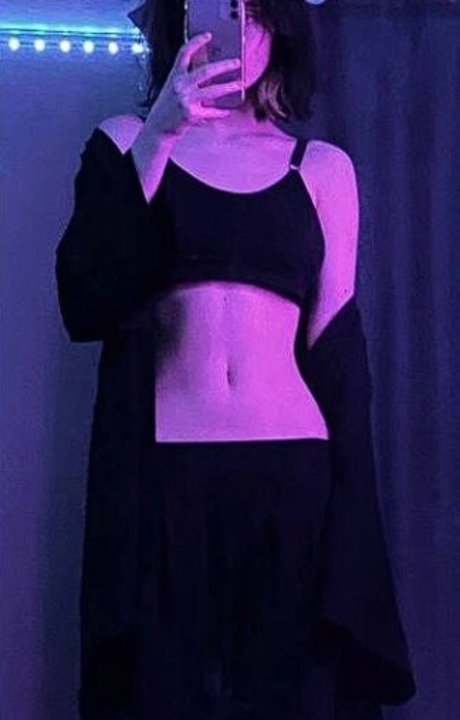 Guzelija Nackt auf OnlyFans Leaks