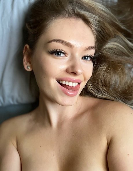 Teen Mia Neues OnlyFans